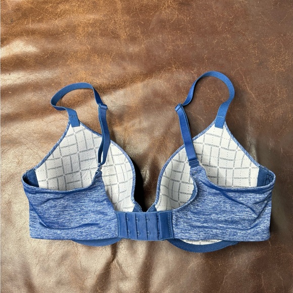 Victoria Secret Uplift Semi Demi Bra - Picture 4 of 8